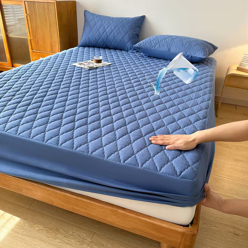 AuraShield Waterproof Mattress Protector — Fitted, Noiseless & Breathable