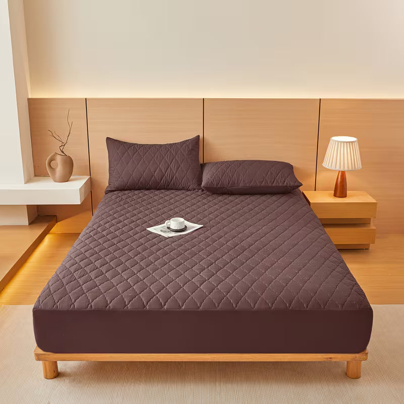 AuraShield Waterproof Mattress Protector — Fitted, Noiseless & Breathable